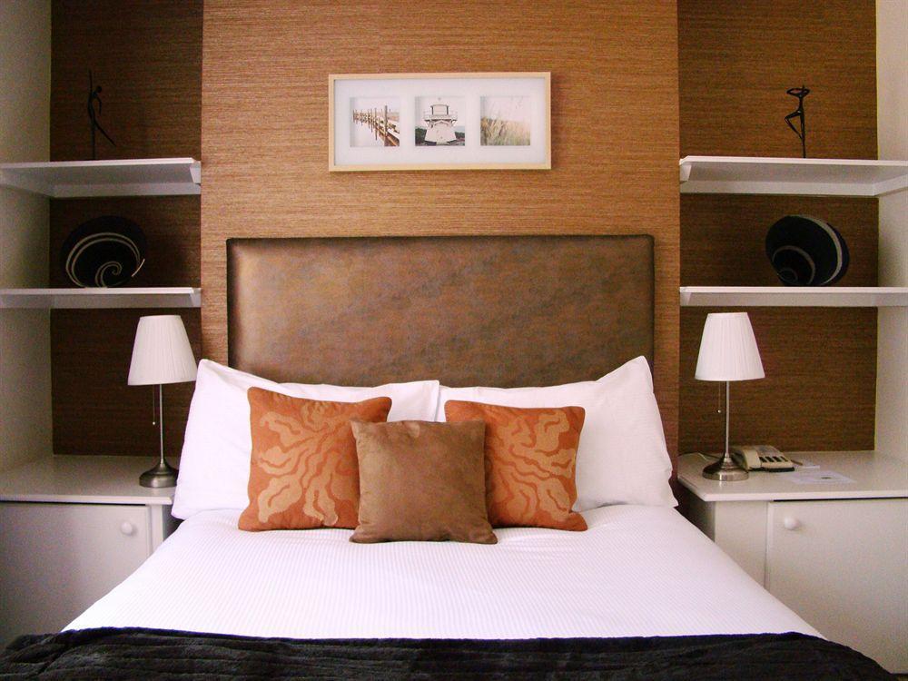 The Westwood Hotel Оксфорд Екстер'єр фото